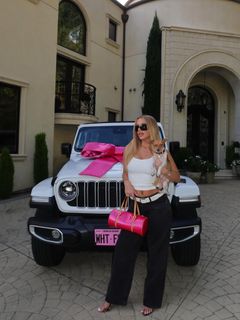 Tana Mongeau feet photo 8