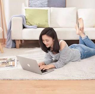 Tang Wei feet photo thumbnail