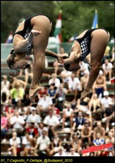 Tania Cagnotto feet photo thumbnail