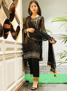 Tania feet photo thumbnail