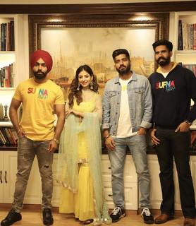 Tania feet photo thumbnail