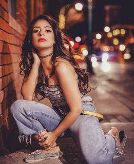 Tania feet photo thumbnail