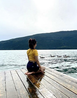 Tania feet photo thumbnail