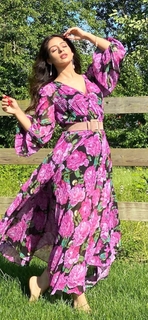 Tania feet photo thumbnail