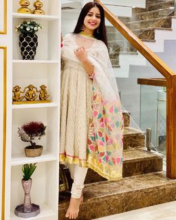 Tania feet photo thumbnail