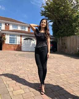 Tania feet photo thumbnail