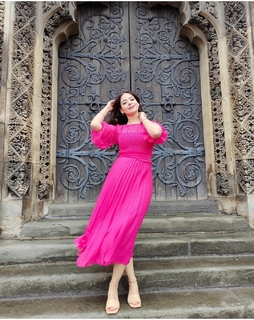 Tania feet photo thumbnail