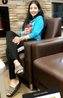 Tania feet photo thumbnail