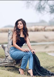 Tania feet photo thumbnail