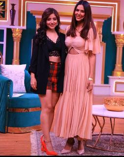 Tania feet photo thumbnail