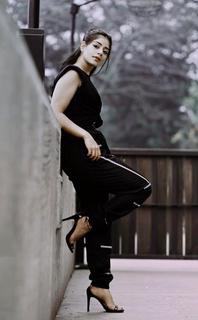 Tania feet photo thumbnail