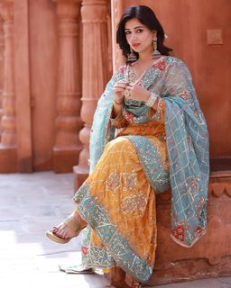 Tania feet photo thumbnail