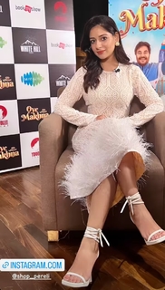 Tania feet photo thumbnail