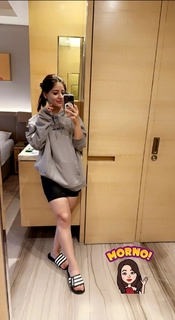 Tania feet photo thumbnail