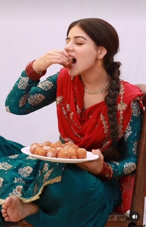 Tania feet photo thumbnail