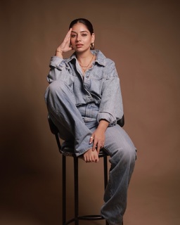 Tania feet photo thumbnail