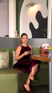 Tania feet photo thumbnail