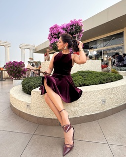 Tania feet photo thumbnail