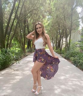 Tania Gomez feet photo 1