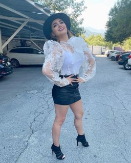 Tania Gomez feet photo 3