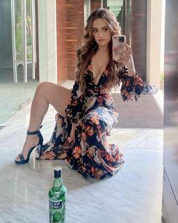 Tania Gomez feet photo 3
