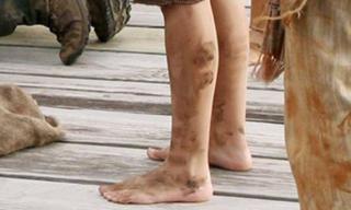 Tania Raymonde feet photo thumbnail
