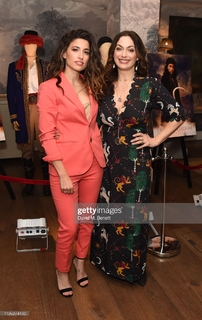 Tania Raymonde feet photo thumbnail