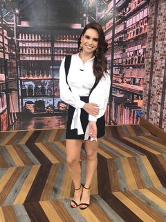 Tania Rincón feet photo thumbnail
