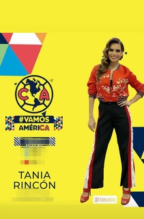 Tania Rincón feet photo thumbnail