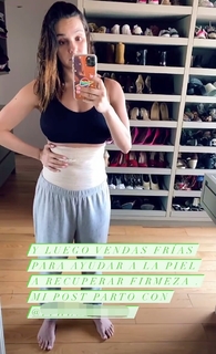 Tania Rincón feet photo thumbnail