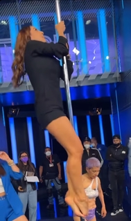 Tania Rincón feet photo thumbnail