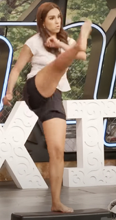 Tania Rincón feet photo thumbnail
