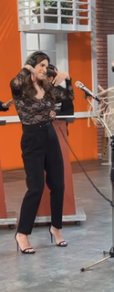 Tania Rincón feet photo thumbnail