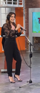 Tania Rincón feet photo thumbnail