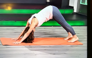Tania Rincón feet photo thumbnail