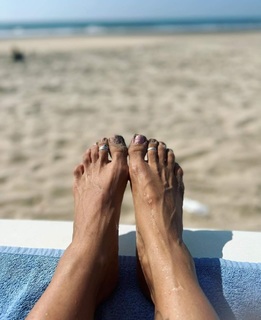 Tanisha Mukherjee feet photo 12