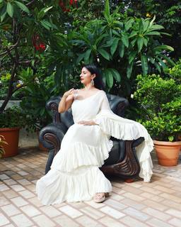 Tanisha Mukherjee feet photo 4