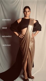 Tanisha Mukherjee feet photo 15
