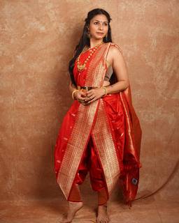 Tanisha Mukherjee feet photo 11