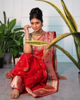 Tanisha Mukherjee feet photo 5