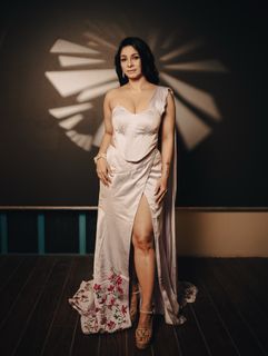 Tanisha Mukherjee feet photo 5