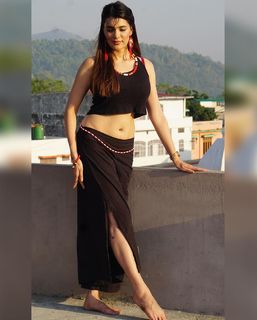 Tanishq Sharma feet photo 18