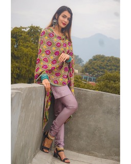 Tanishq Sharma feet photo 8