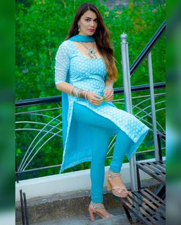 Tanishq Sharma feet photo 15
