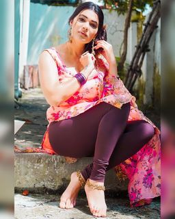 Tanishq Sharma feet photo 8
