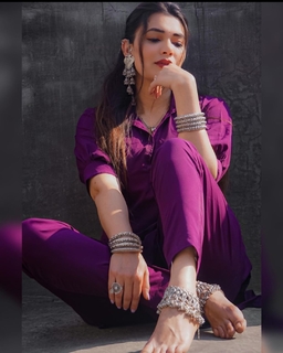 Tanishq Sharma feet photo 9
