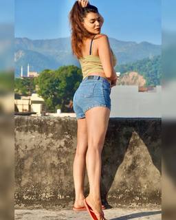 Tanishq Sharma feet photo 3