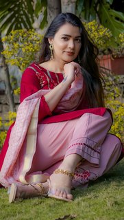 Tanishq Sharma feet photo 1