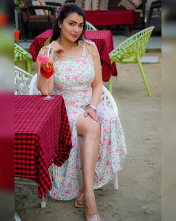 Tanishq Sharma feet photo 15