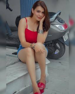 Tanishq Sharma feet photo 18